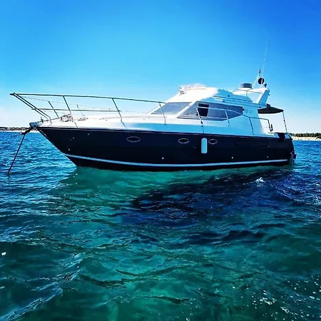 The Boat 船上ホテル *